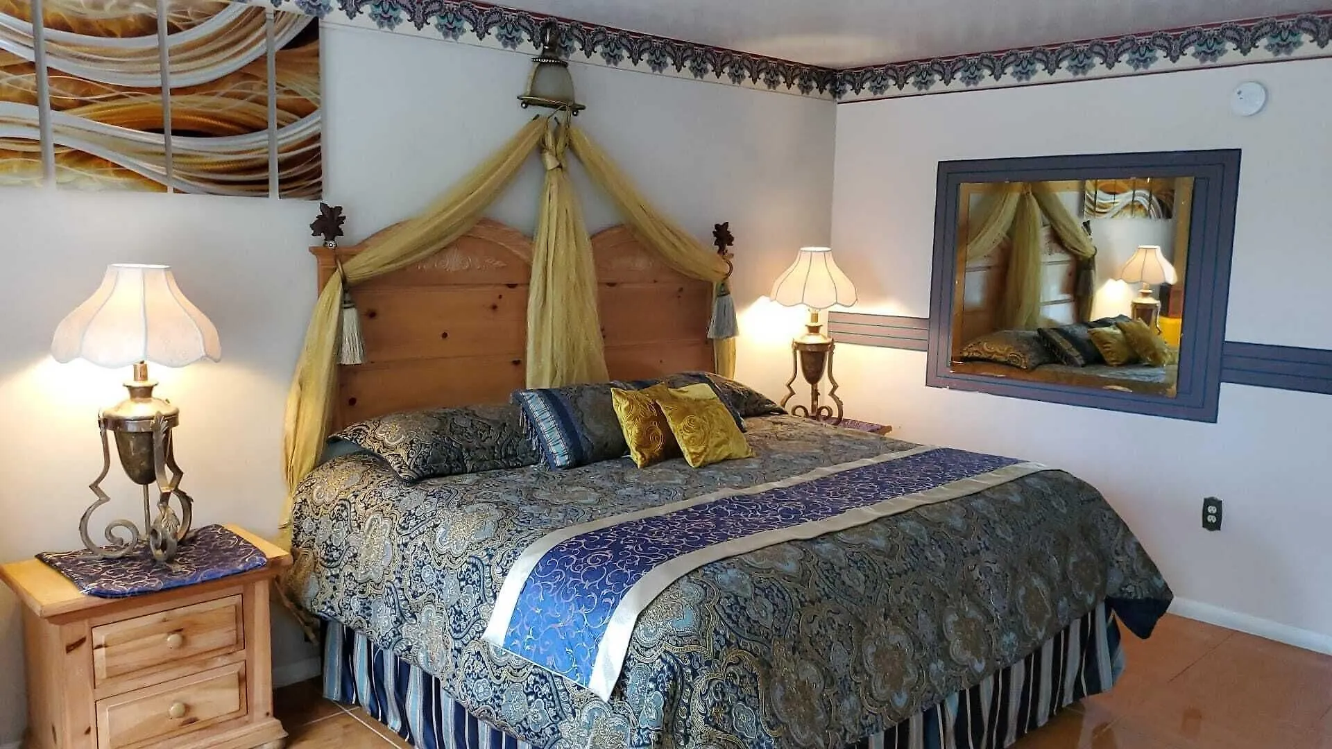 Contys Hotel North Naples