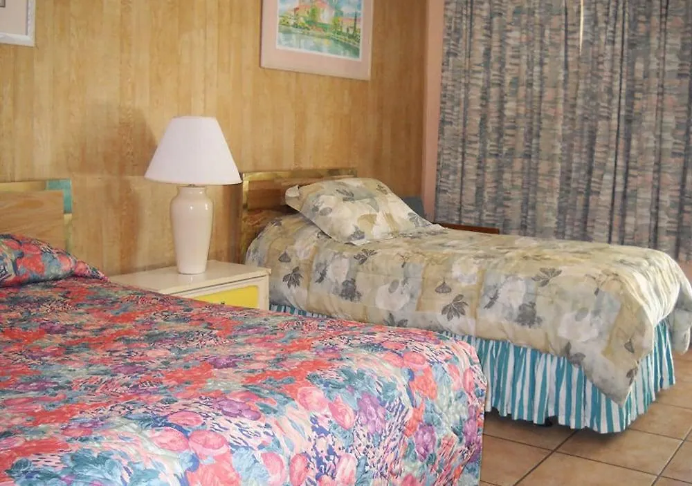 Contys Hotel North Naples