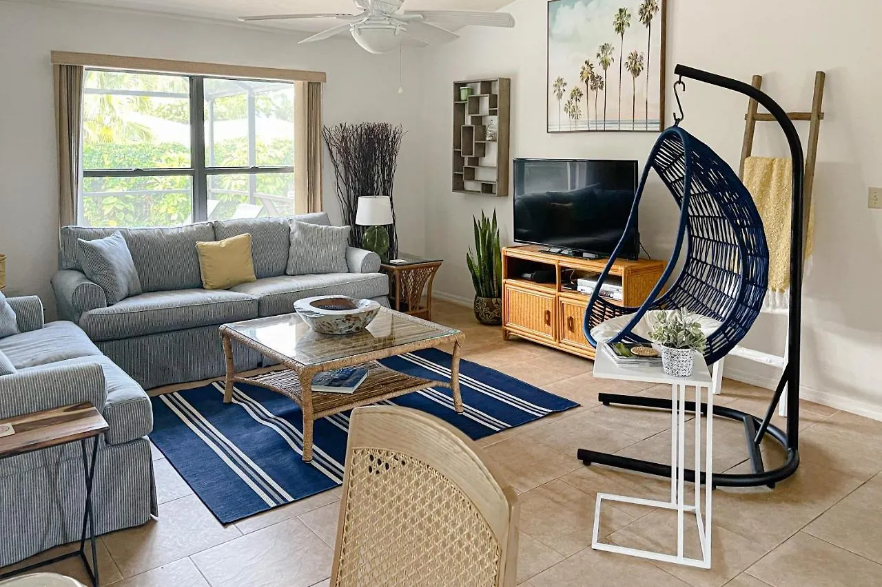 Palm Frond Ranch *