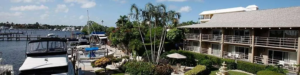 Hotel Cove On Bay 2*