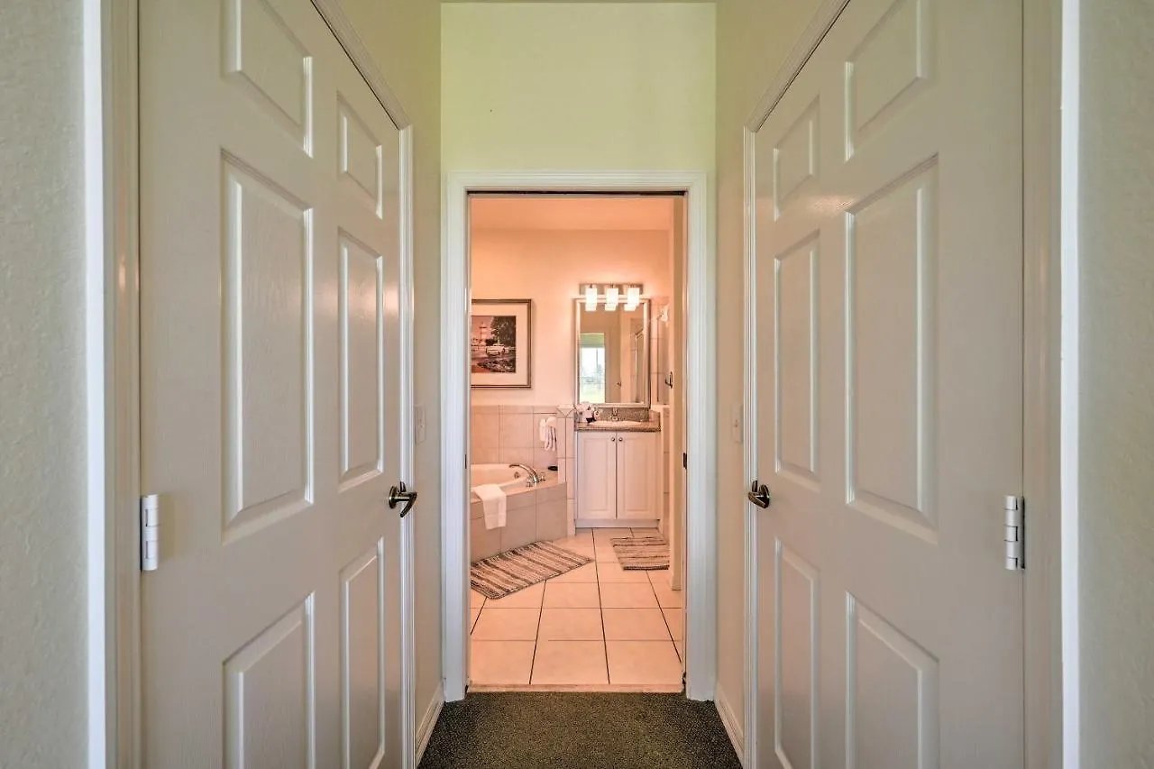 With Golf View And Resort-style Amenities דירה North Naples