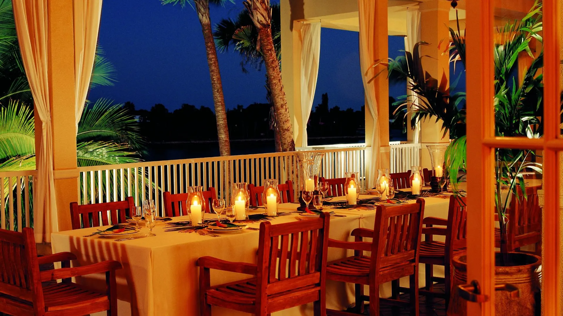 La Playa Beach & Golf Resort, A Noble House Resort