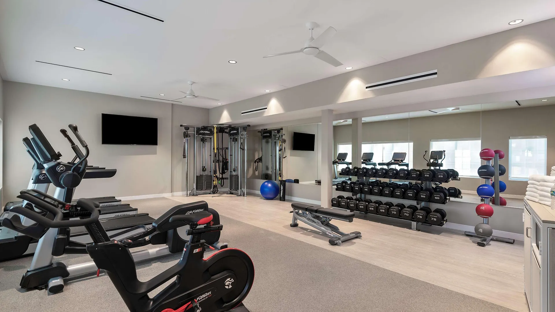 Doubletree By Hilton Naples Hotel Naples Park