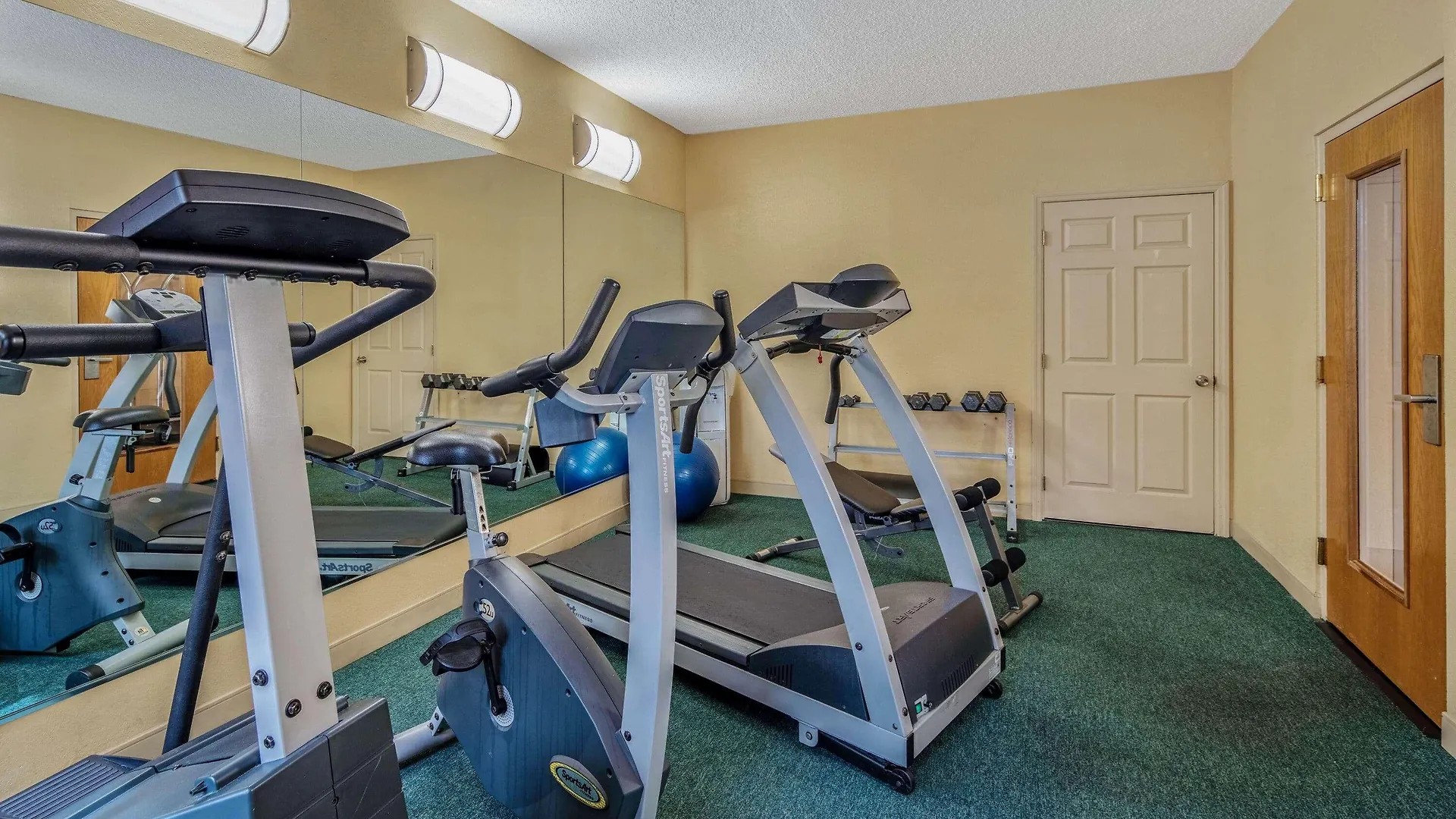 La Quinta By Wyndham Downtown 3* North Naples