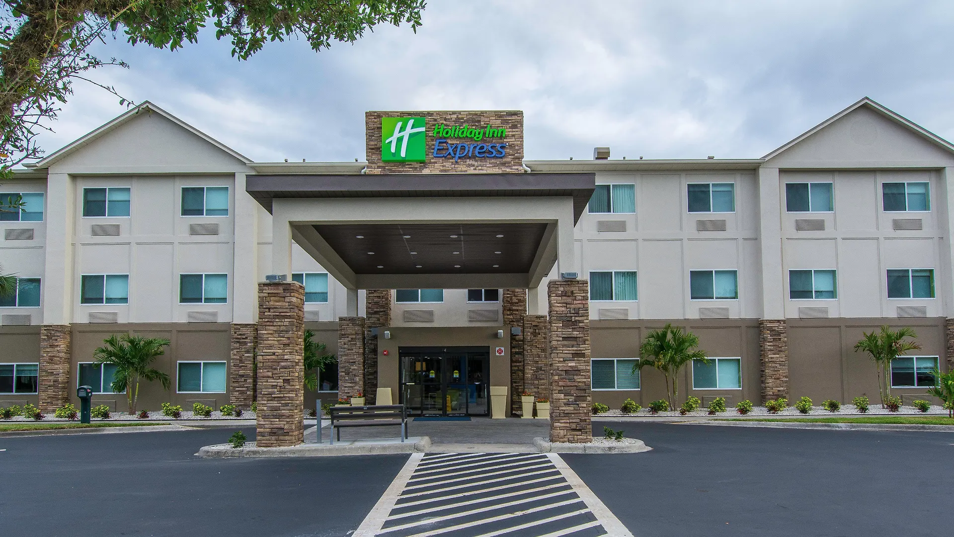 Express - South - I-75 By Ihg 2* North Naples