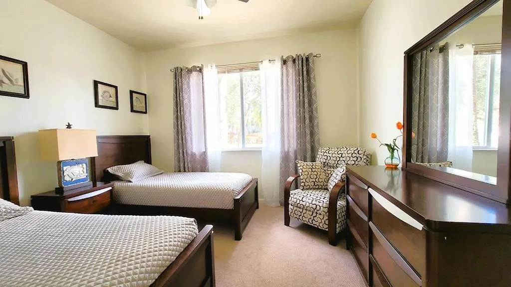 Free Golf! Stay, Play, Work From Luxury 2bdr Den 1st Floor In Lely Golf * North Naples