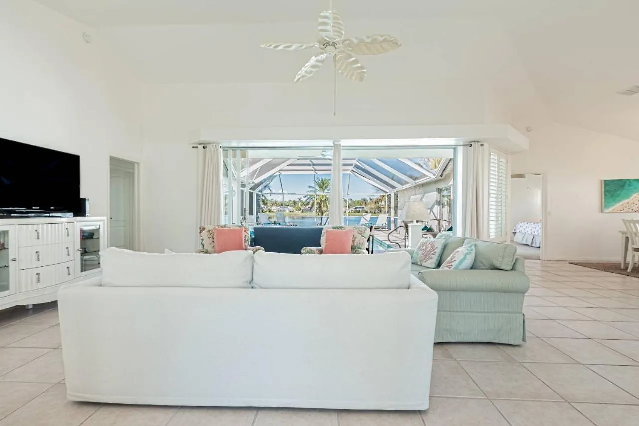 Briarwood - Vintage Lane Holiday home