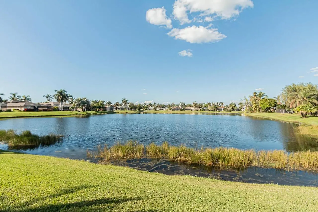 Briarwood - Vintage Lane Holiday home Naples