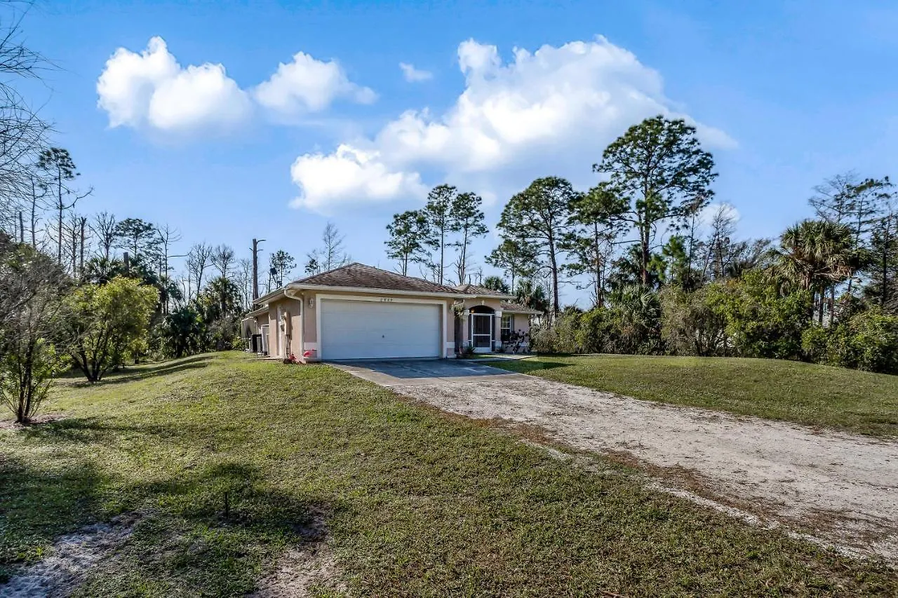 Oasis North Naples