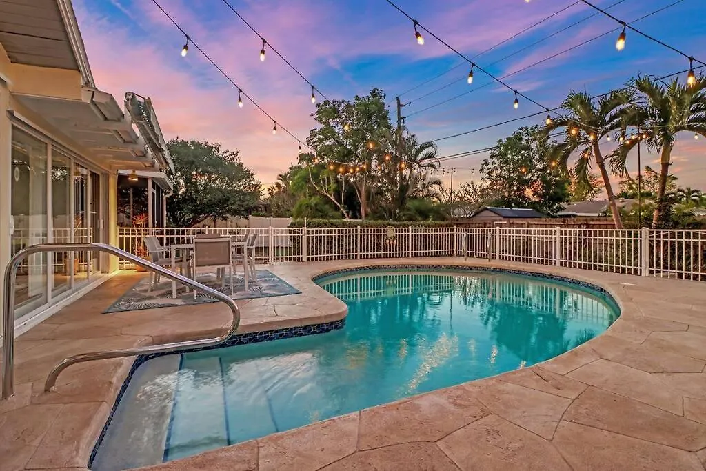 House W/ Heated Pool In 5 Min To * North Naples