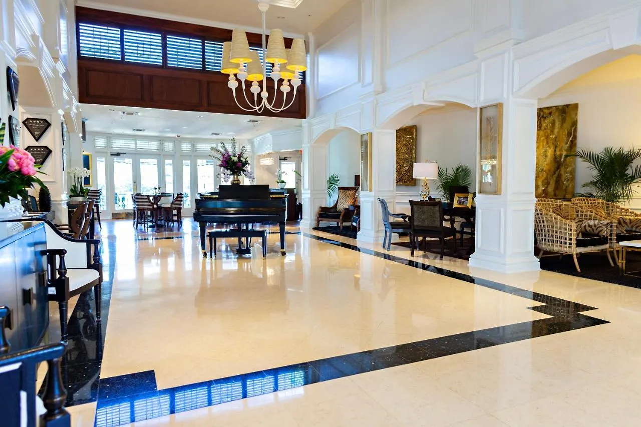 Hotel At Pelican Bay