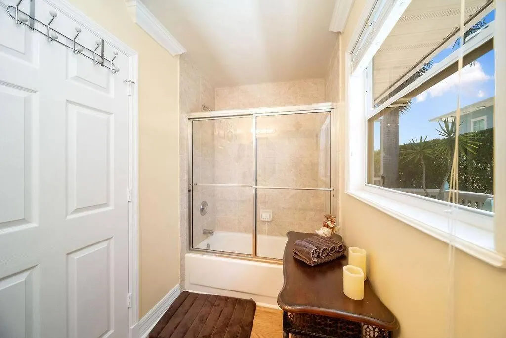 3 Bed 3 Bath Tropical Paradise Waterfront Pool House - On Canal - Direct Acces To Gulf North Naples
