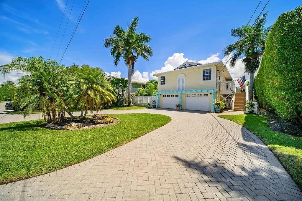3 Bed 3 Bath Tropical Paradise Waterfront Pool House - On Canal - Direct Acces To Gulf * North Naples