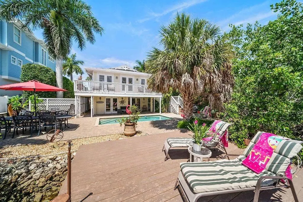 3 Bed 3 Bath Tropical Paradise Waterfront Pool House - On Canal - Direct Acces To Gulf North Naples
