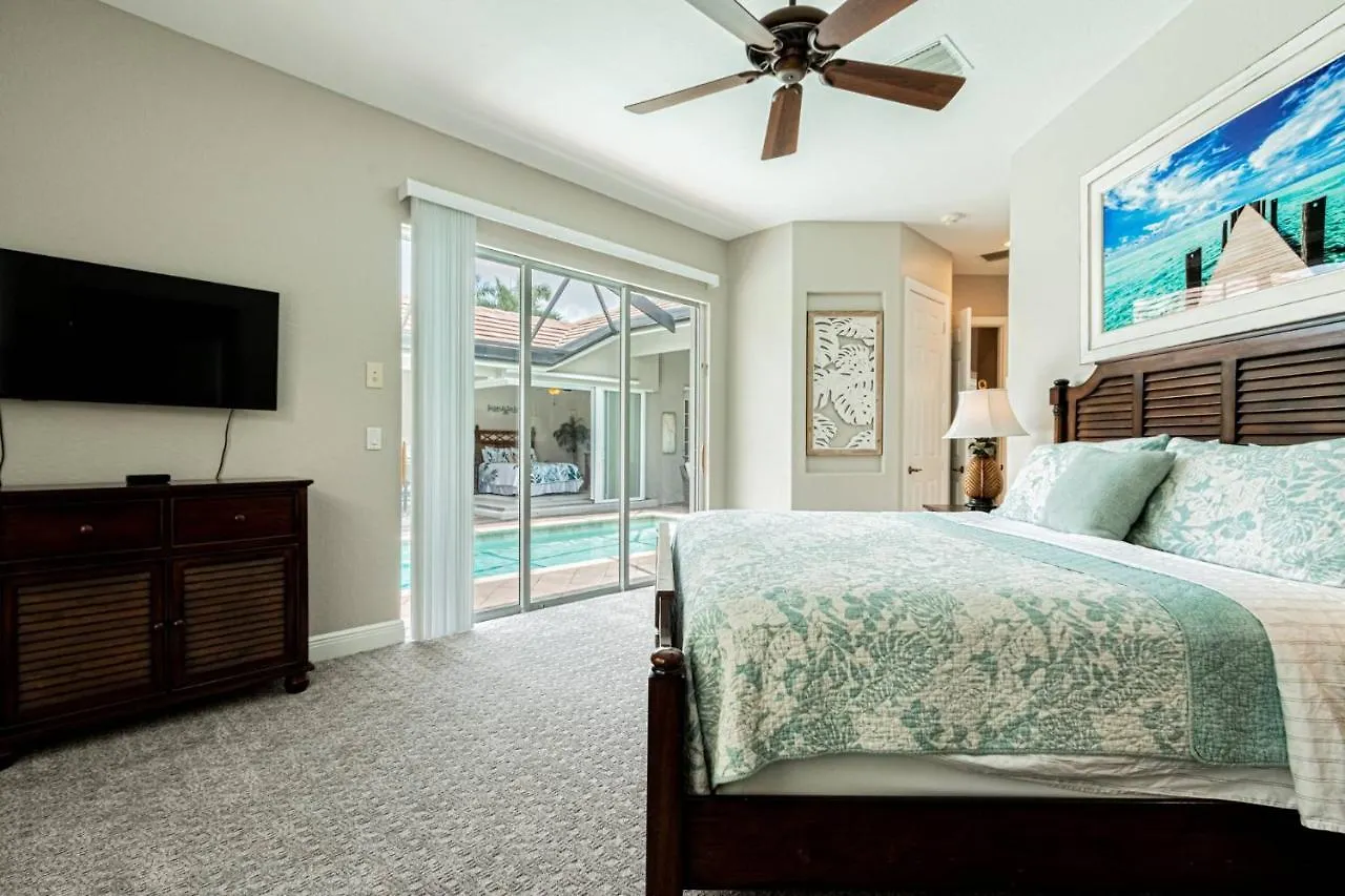 Briarwood 974 Tivoli Court North Naples
