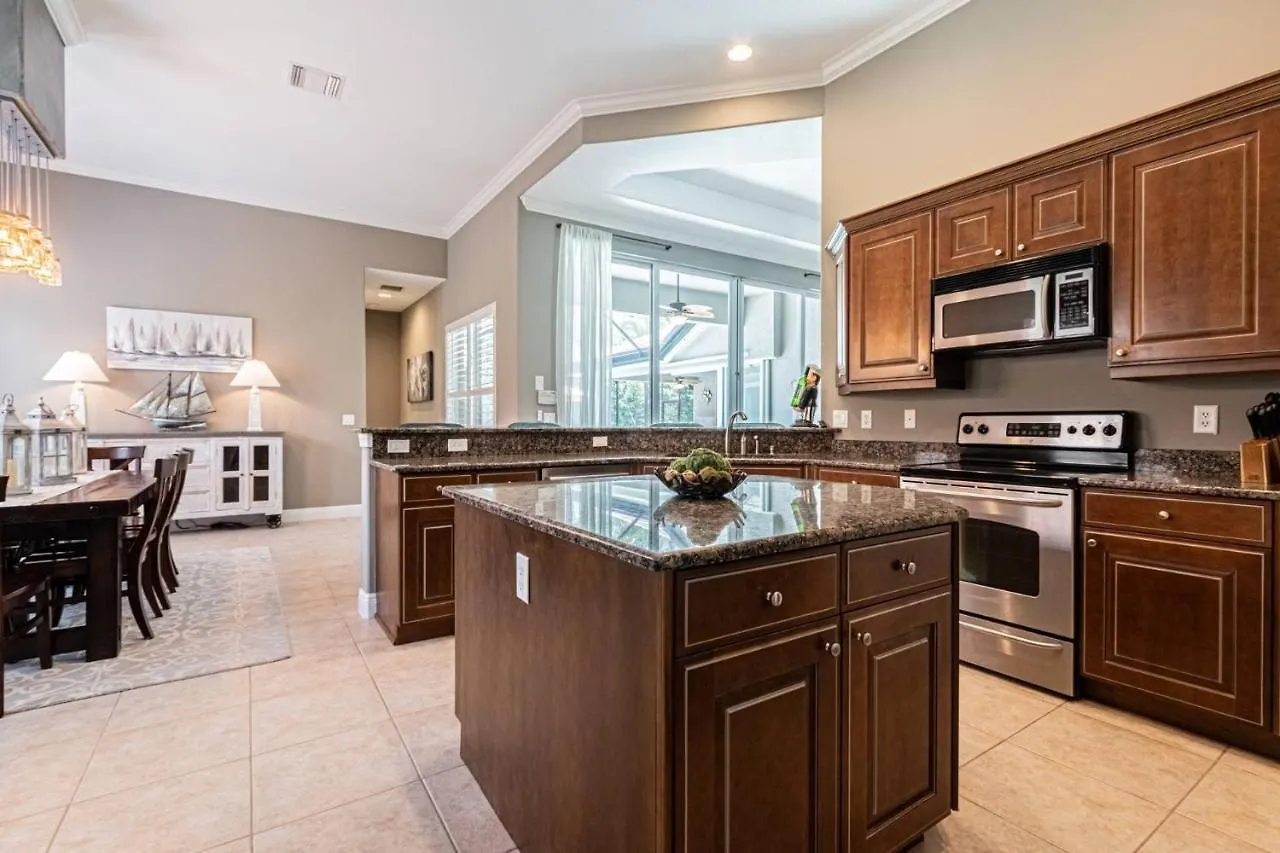 Briarwood 974 Tivoli Court *