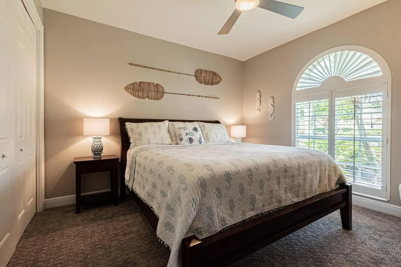 Briarwood 974 Tivoli Court