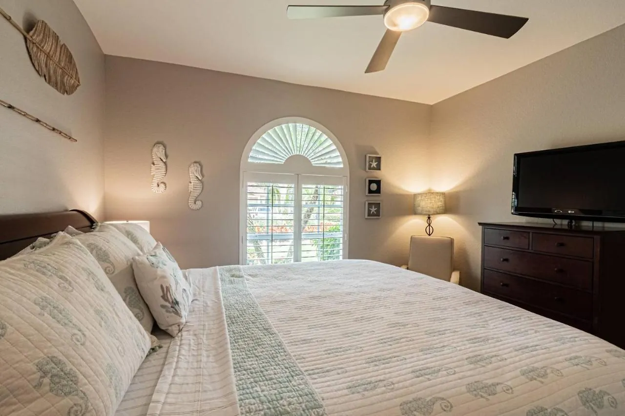 Briarwood 974 Tivoli Court *