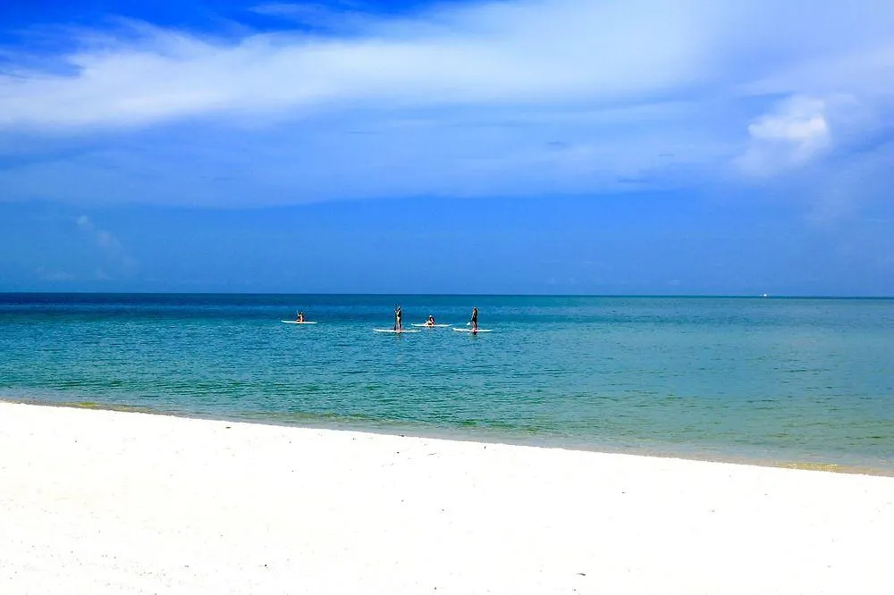 The Ritz-carlton Resort 5*