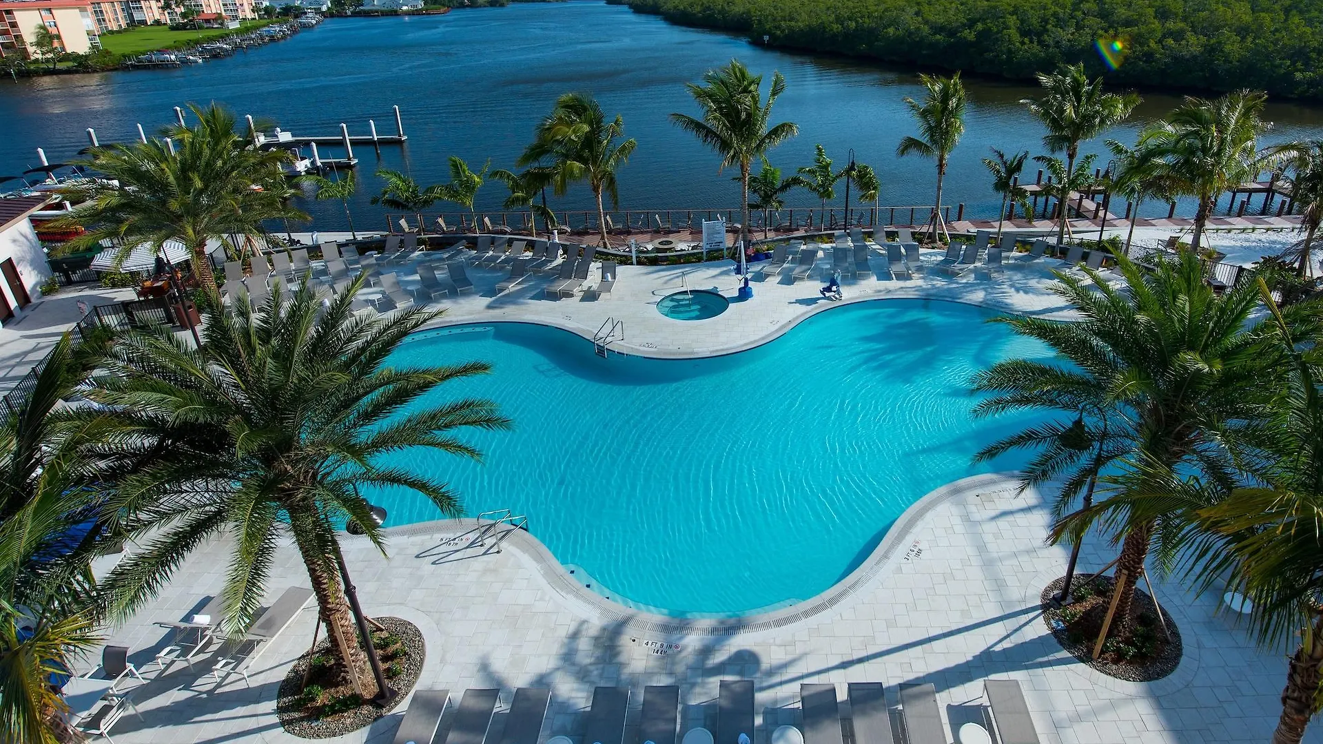 Hyatt House 5th Avenue 3*