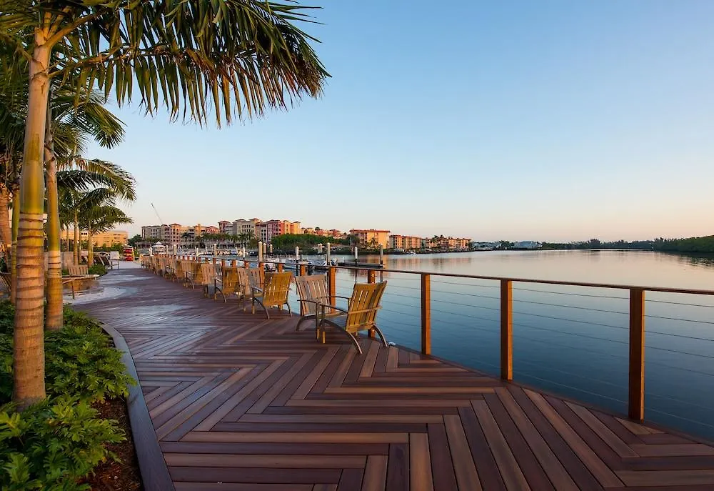 Hyatt House 5th Avenue Hotel North Naples