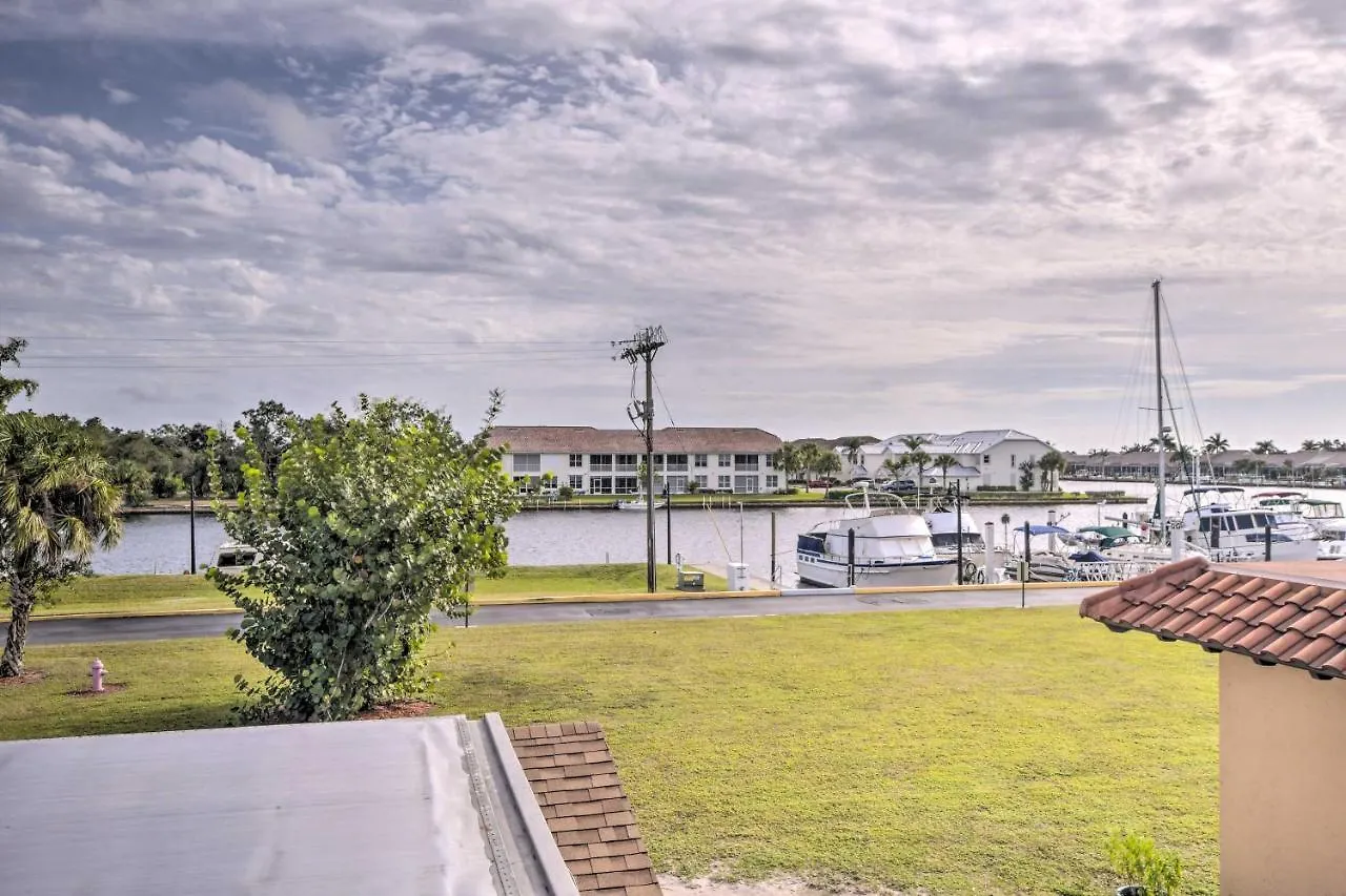 Hideaway With Amenities!