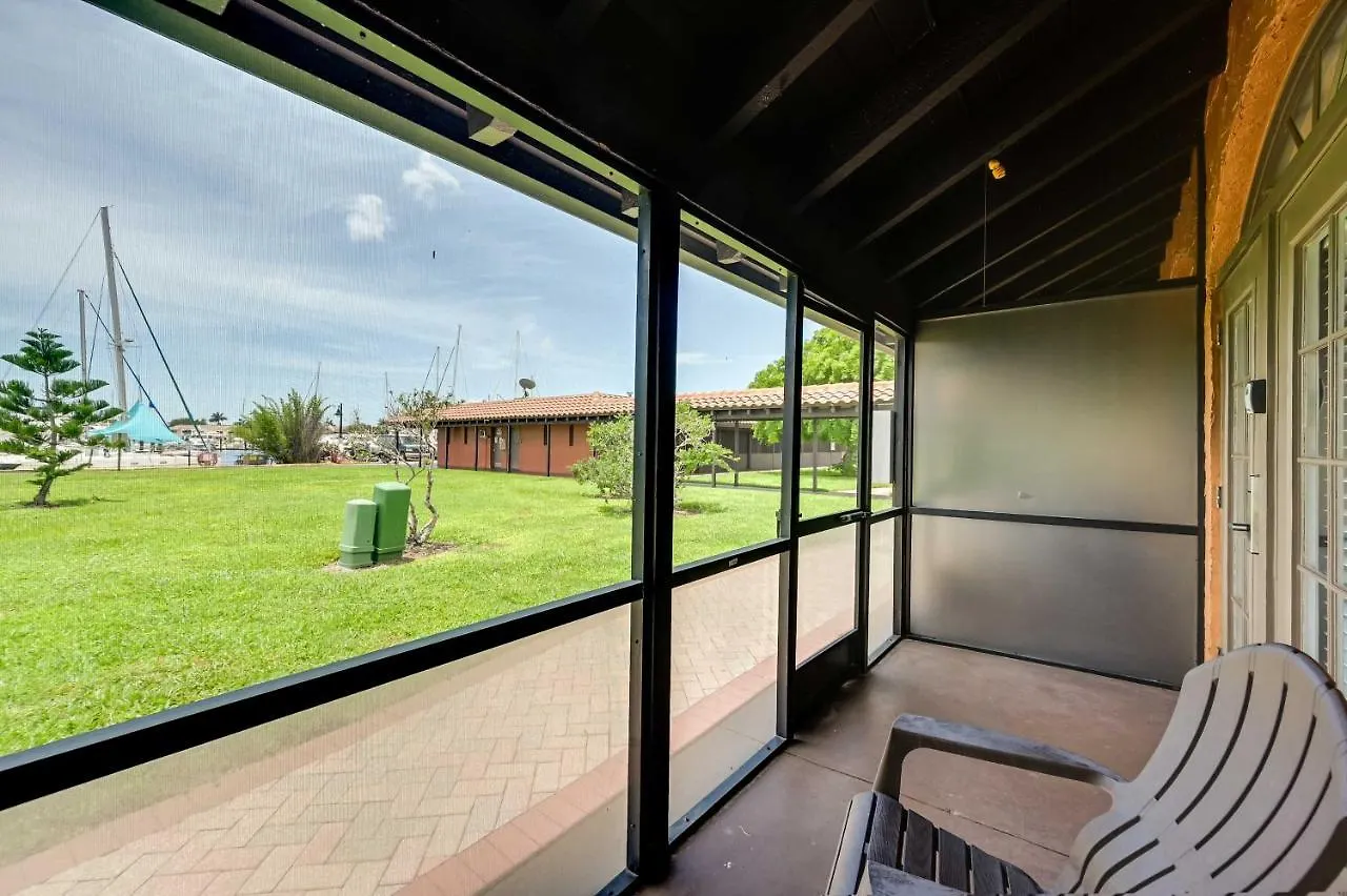 Apartament Cozy Retreat With Community Pool And Water View *