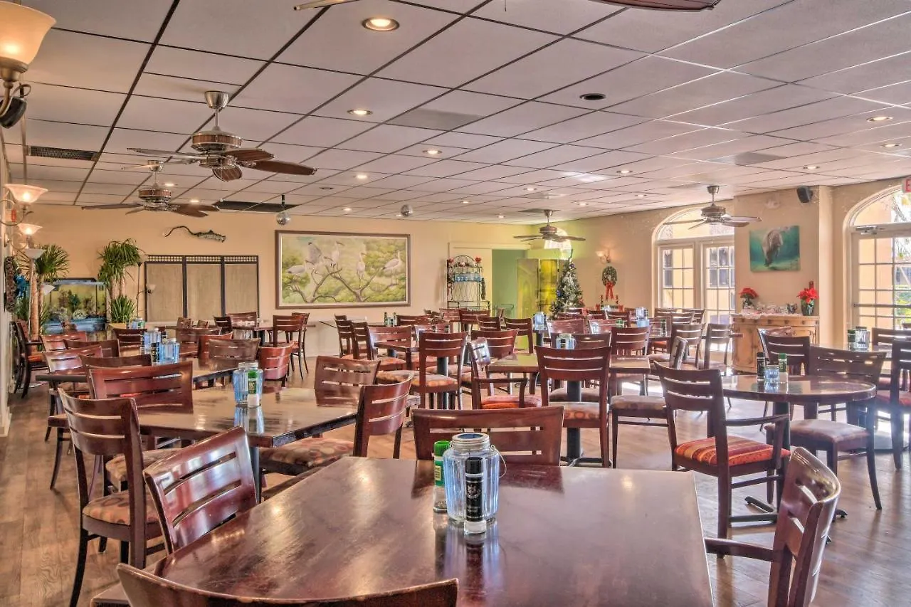Apartamento Hideaway With Amenities! *