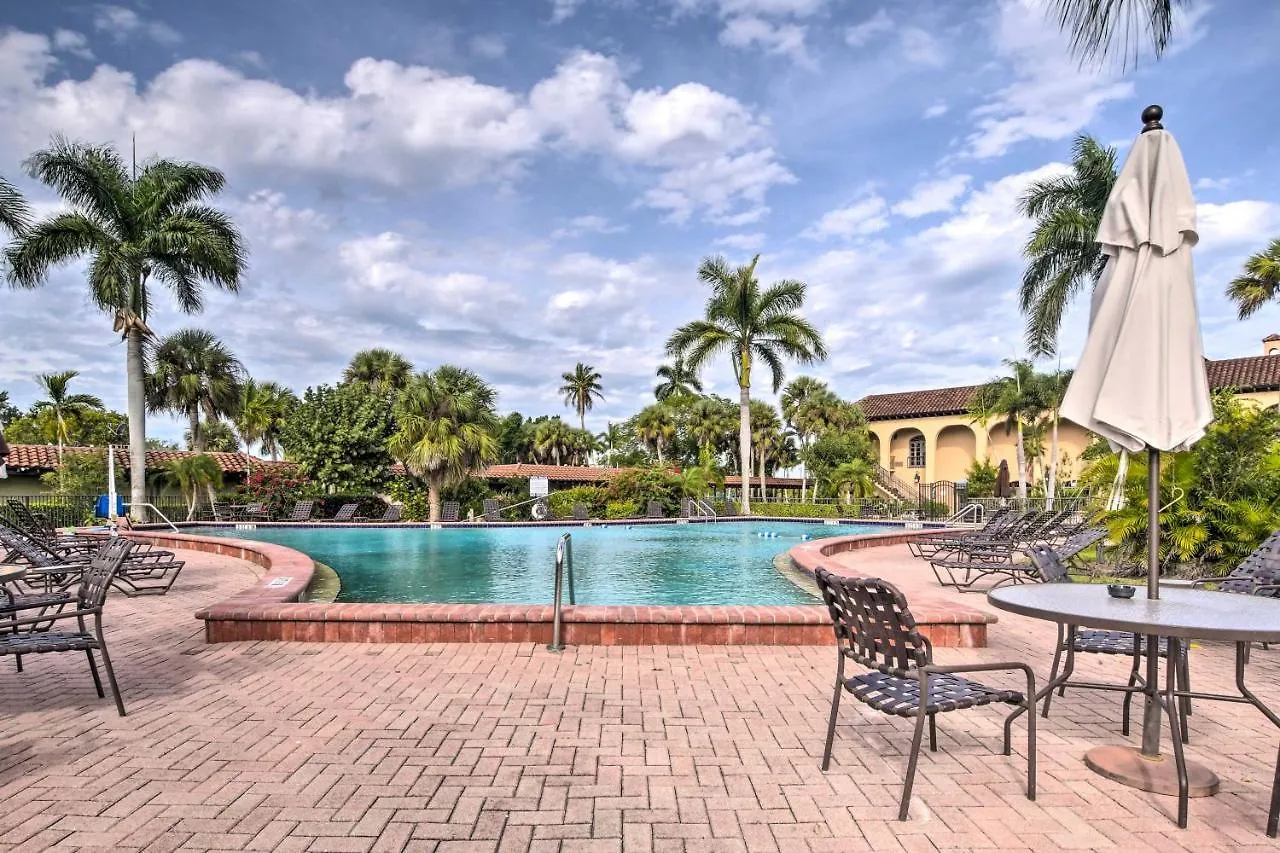 Getaway With Fire Pit And Grill! * North Naples