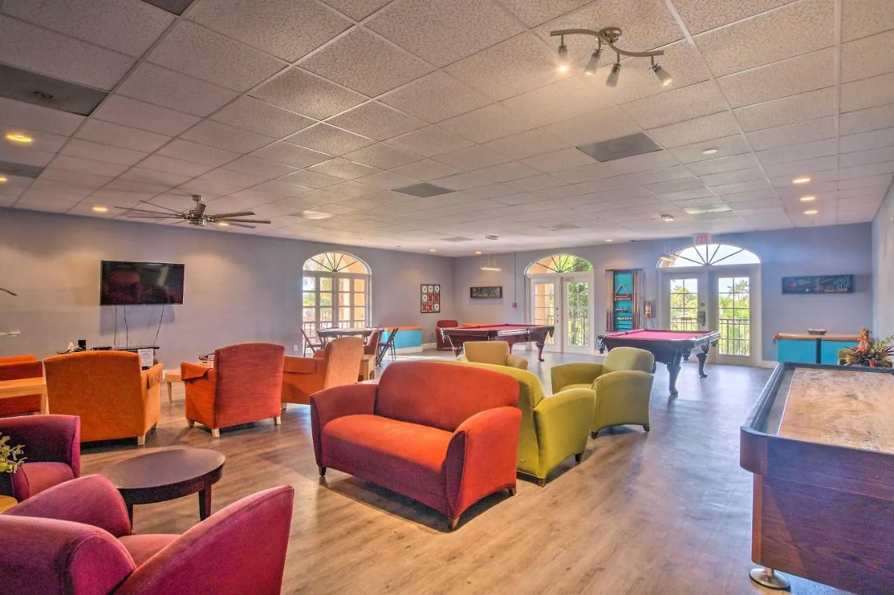Hideaway With Amenities! Apartamento North Naples