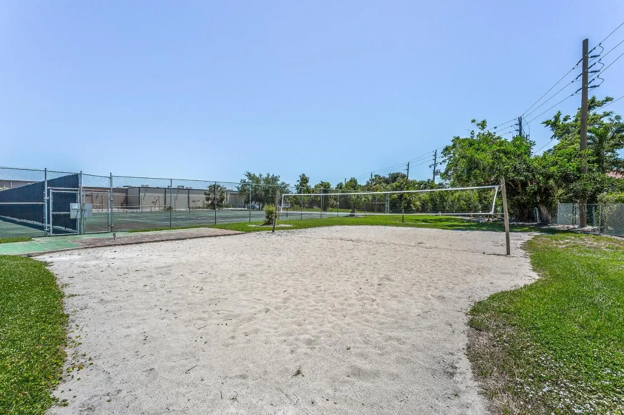 Fabulous Park Shore * North Naples