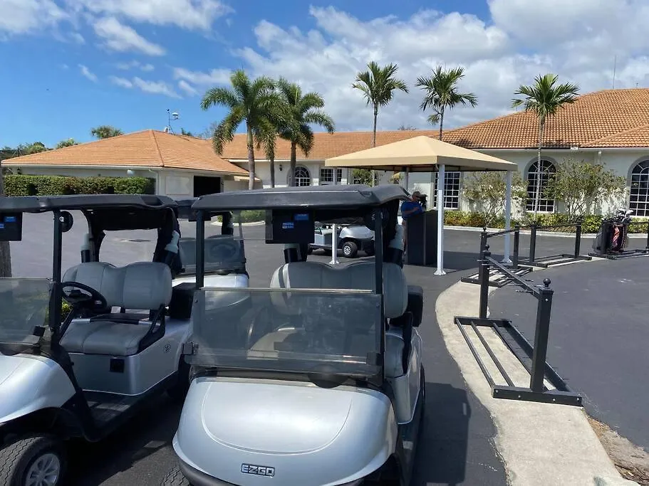 Sun,golf, Tennis, And Fun