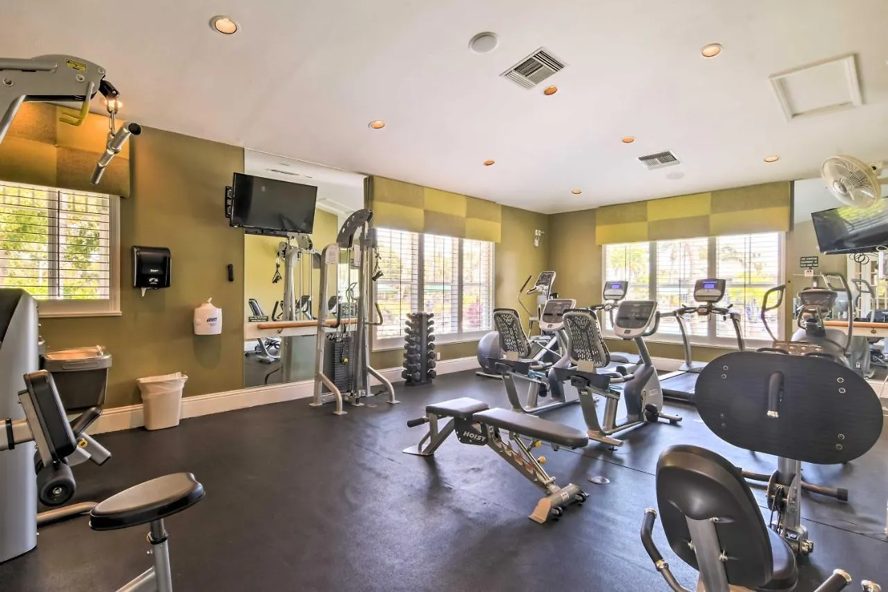 With Amenities In Golf Community North Naples