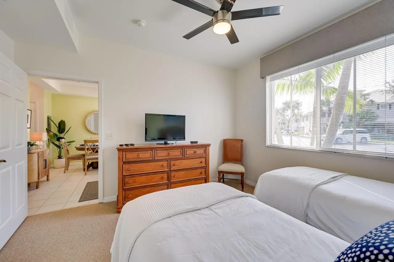 Lägenhet With Amenities In Golf Community *