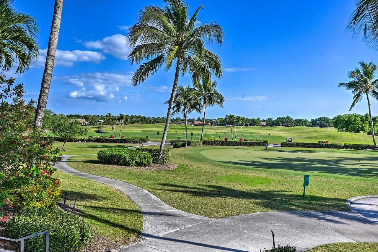 Lägenhet With Amenities In Golf Community