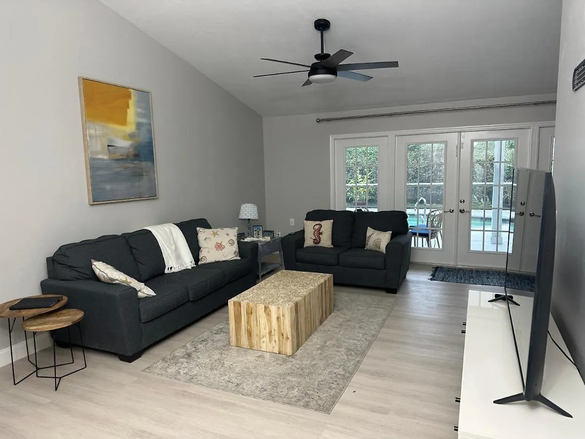 Florida House, 4br 2bt With Private Pool Oasis *