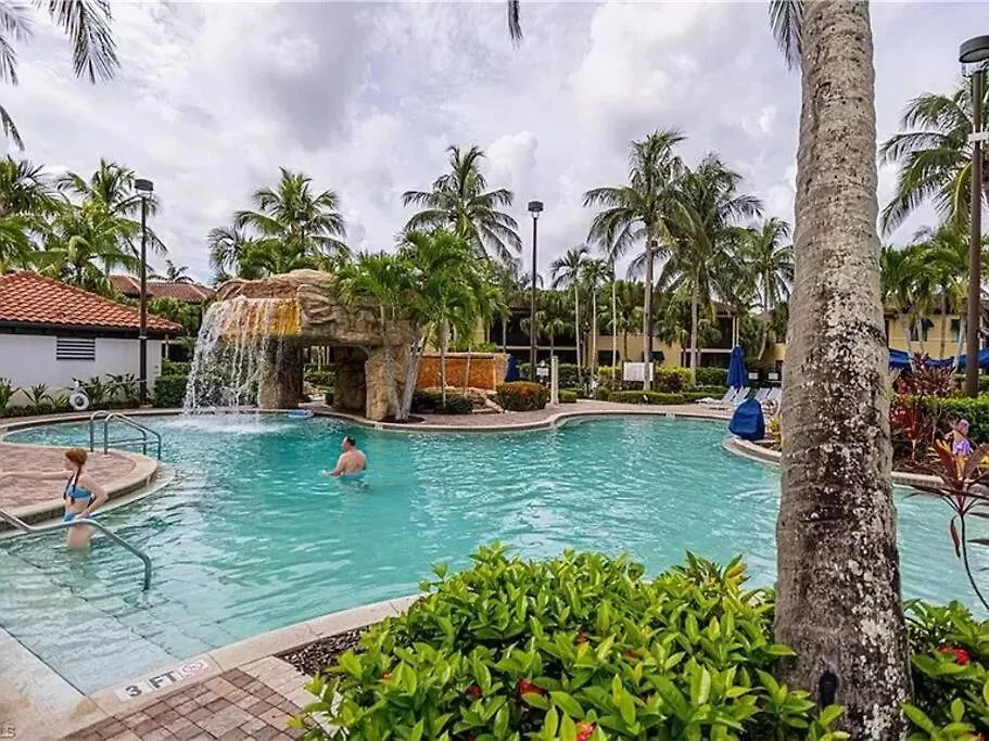 Tropical Poolside Bliss 펜션 North Naples