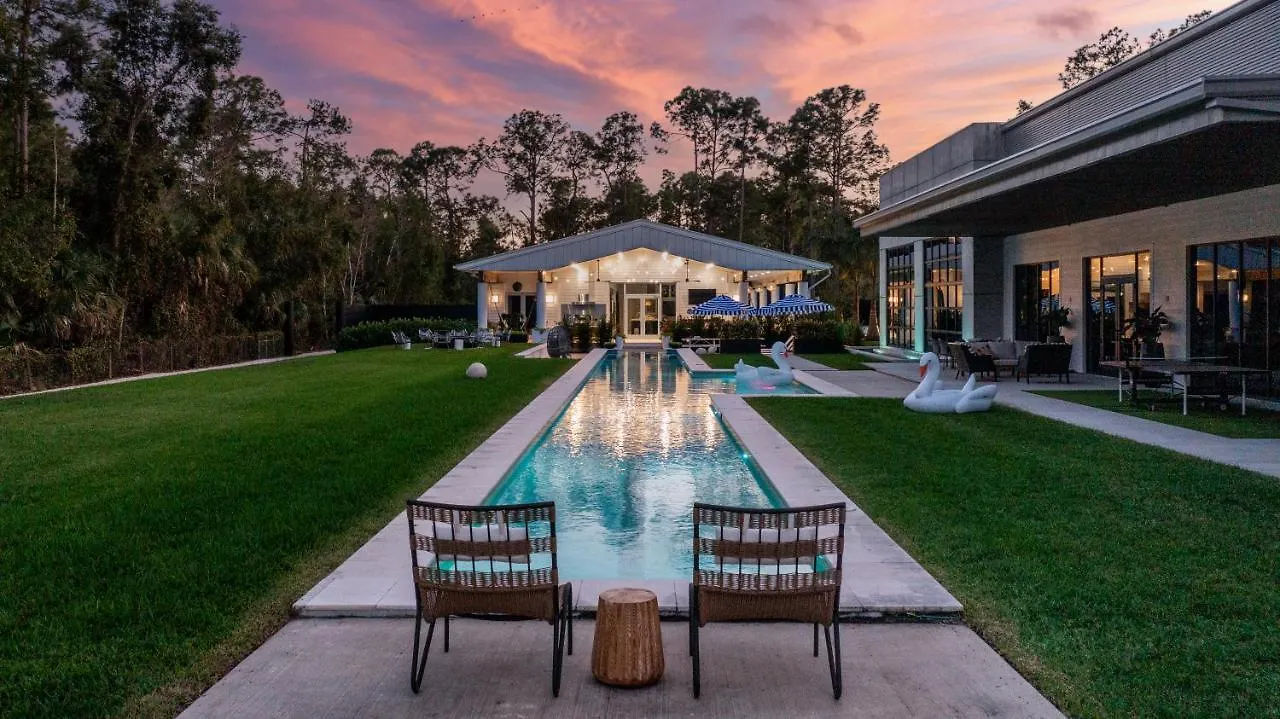 ✰ Time 4 U Estate: Hot Tub, Pool, Tennis Court, Ping Pong Fire Pit & More! Сasa de vacaciones North Naples