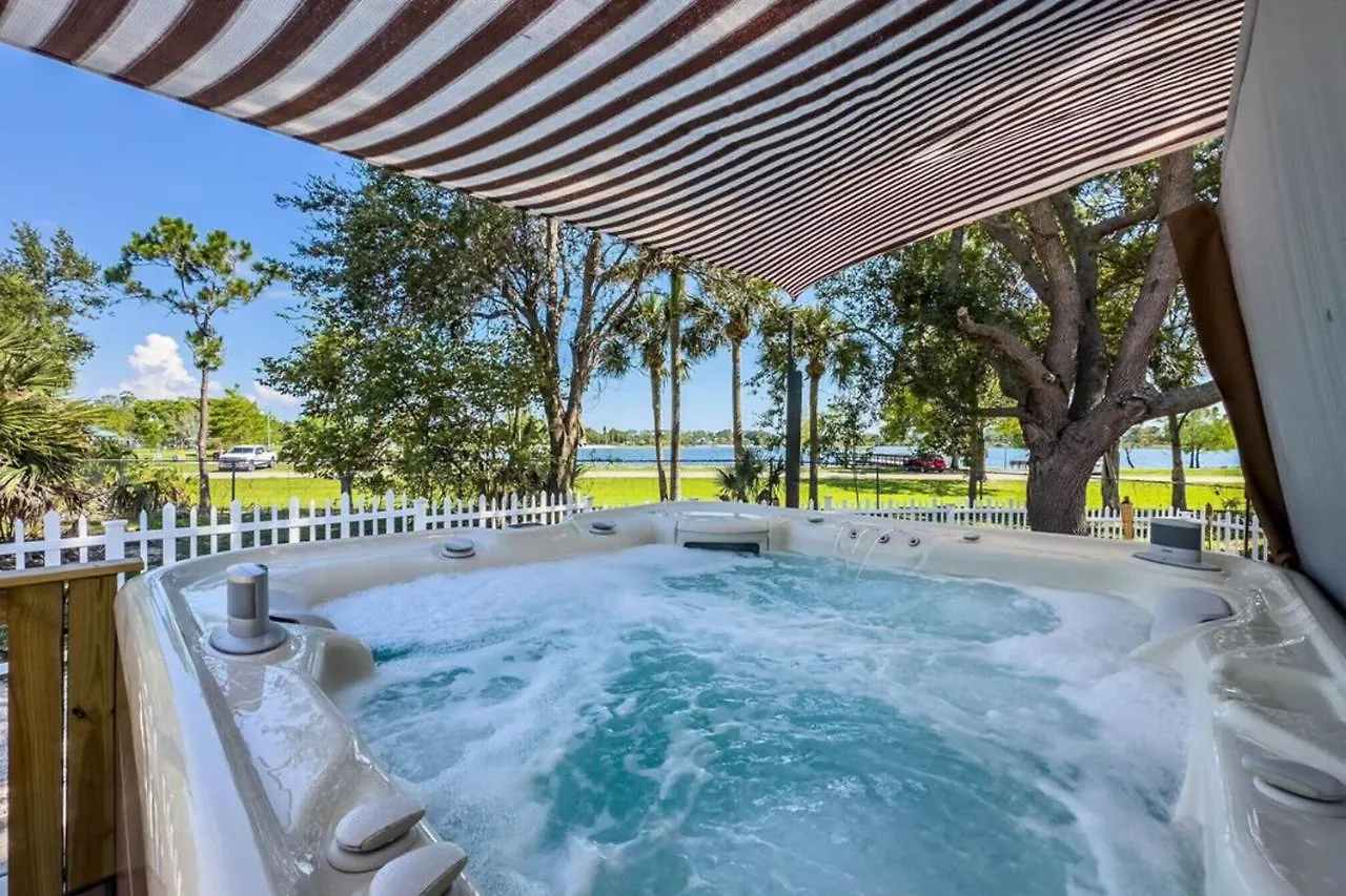 Holiday home Tranquil Lakeside Haven