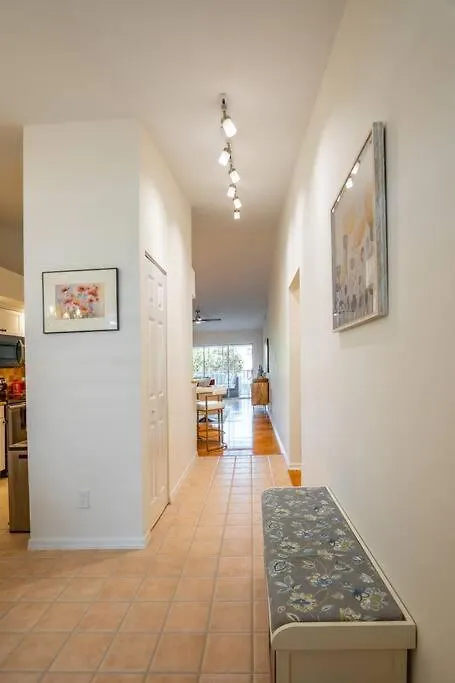 Appartement In Near Mercato And Close To Vanderbilt *