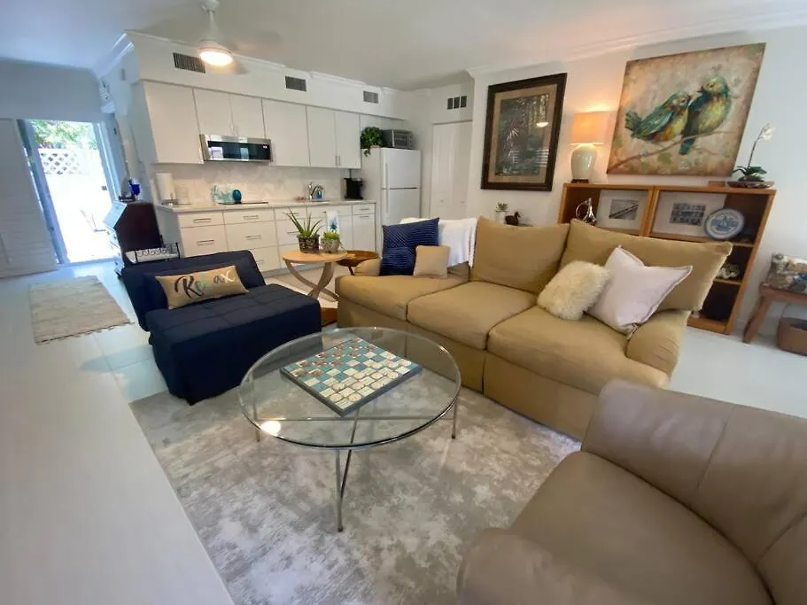 Closest To Vanderbilt Beach, New Remodel, Well Appointed, Bbq, Yard, Very Private Many Extras! * North Naples