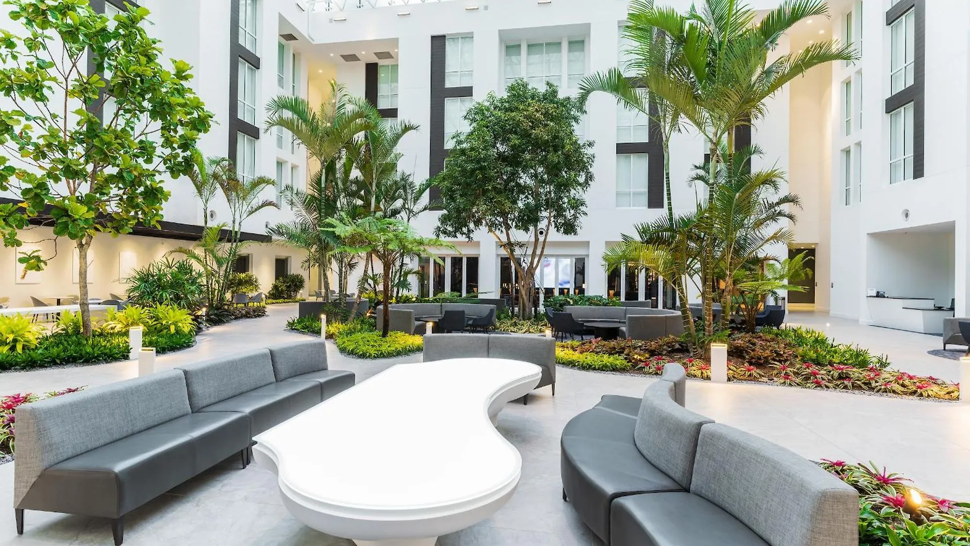Innovation 4* North Naples