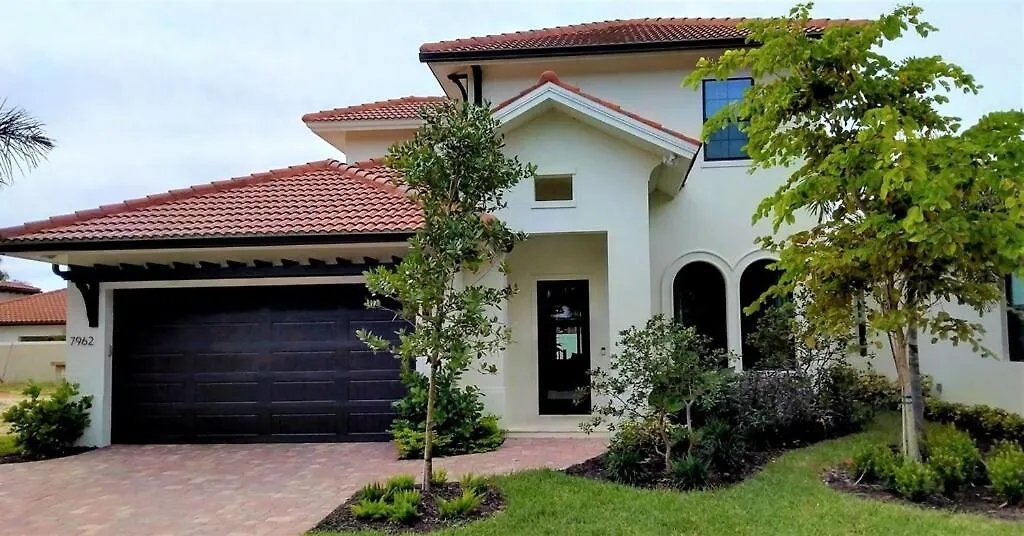 Brand New - 4bd3bth - Lely - Heated Pool - Players Club Included - Min 2 Week بيت للعطل *