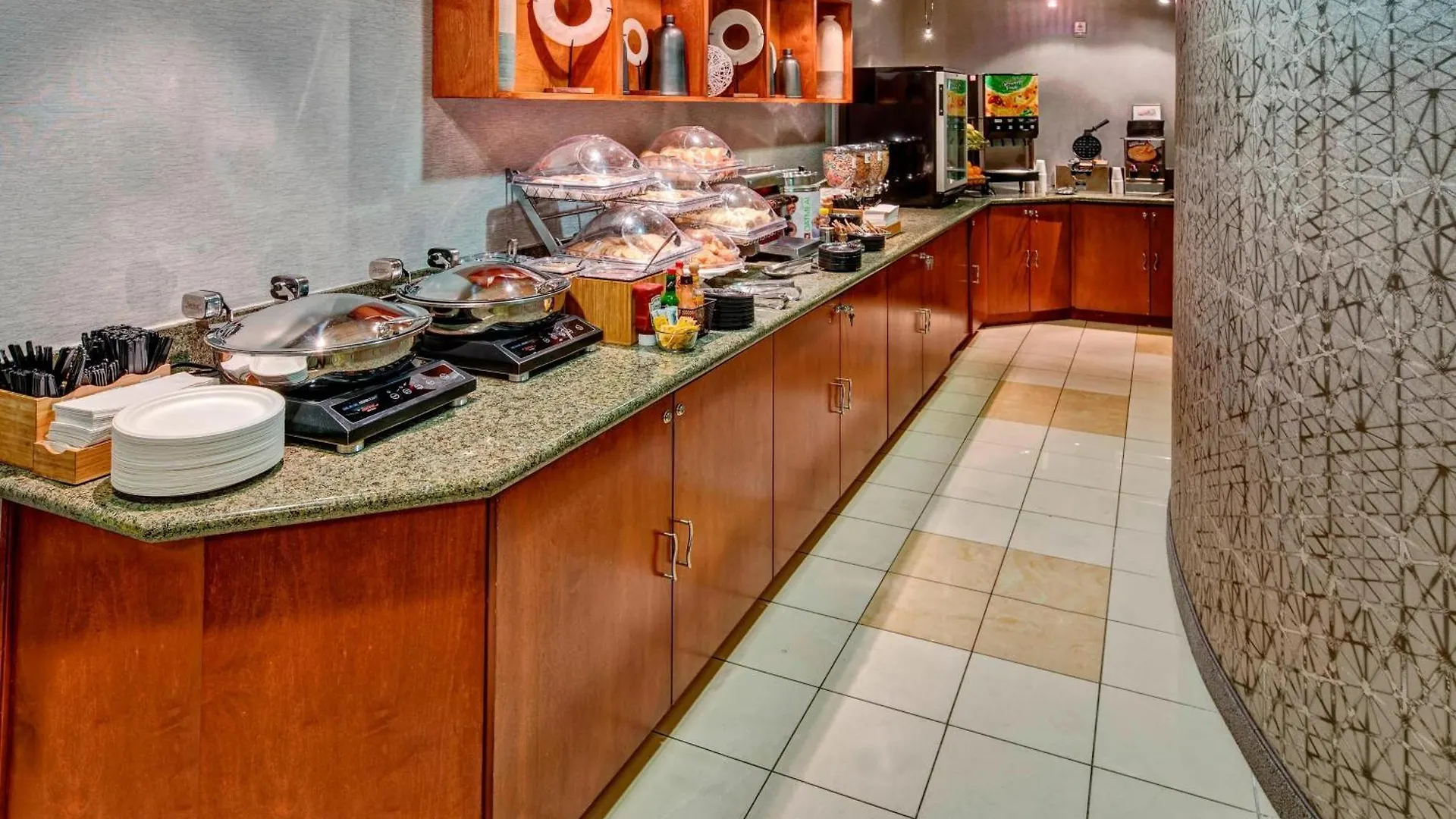 Springhill By Marriott 3*