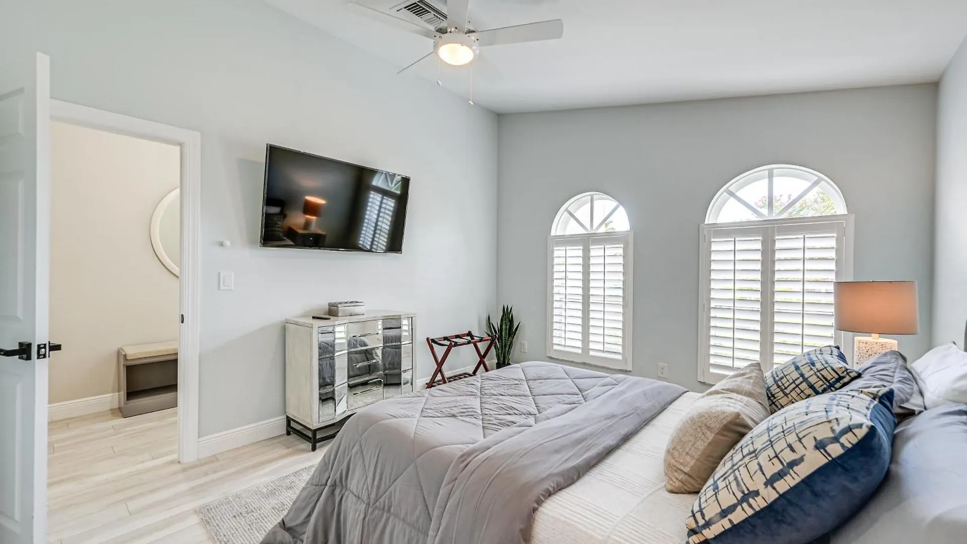 With Private Pool, And Lanai! North Naples