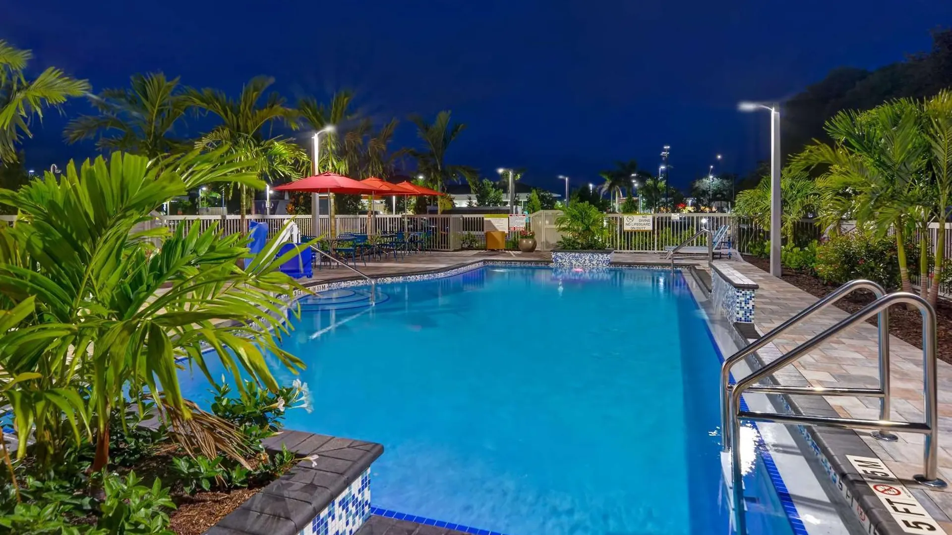 מלון Home2 By Hilton I-75 Pine Ridge Road North Naples