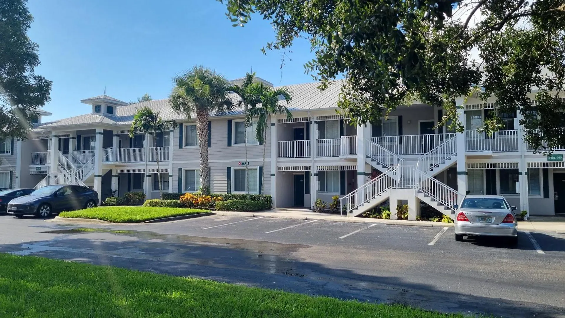 Διαμέρισμα Stunning 2-bedroom Den In Greenlinks *