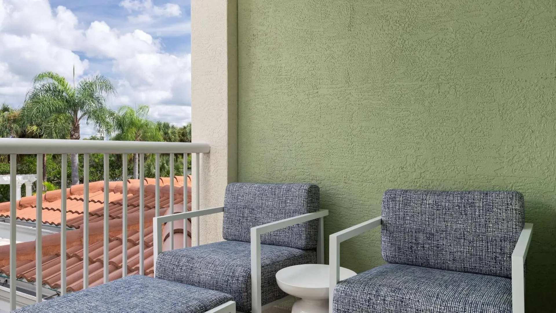 Doubletree By Hilton North Naples