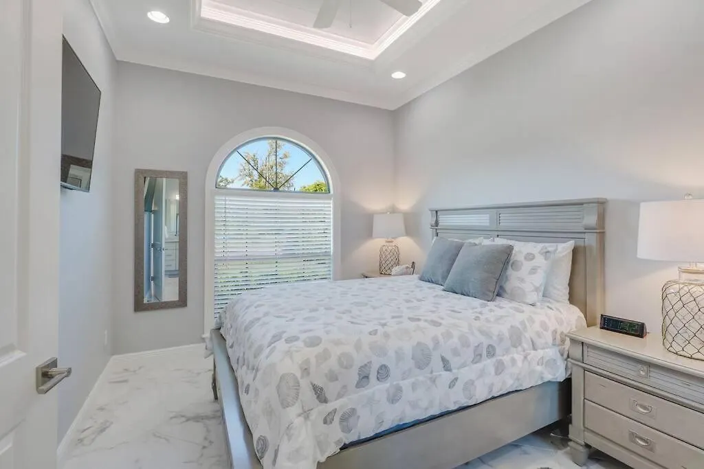 Дом отдыха Luxe Home! Perfect For The Whole Family