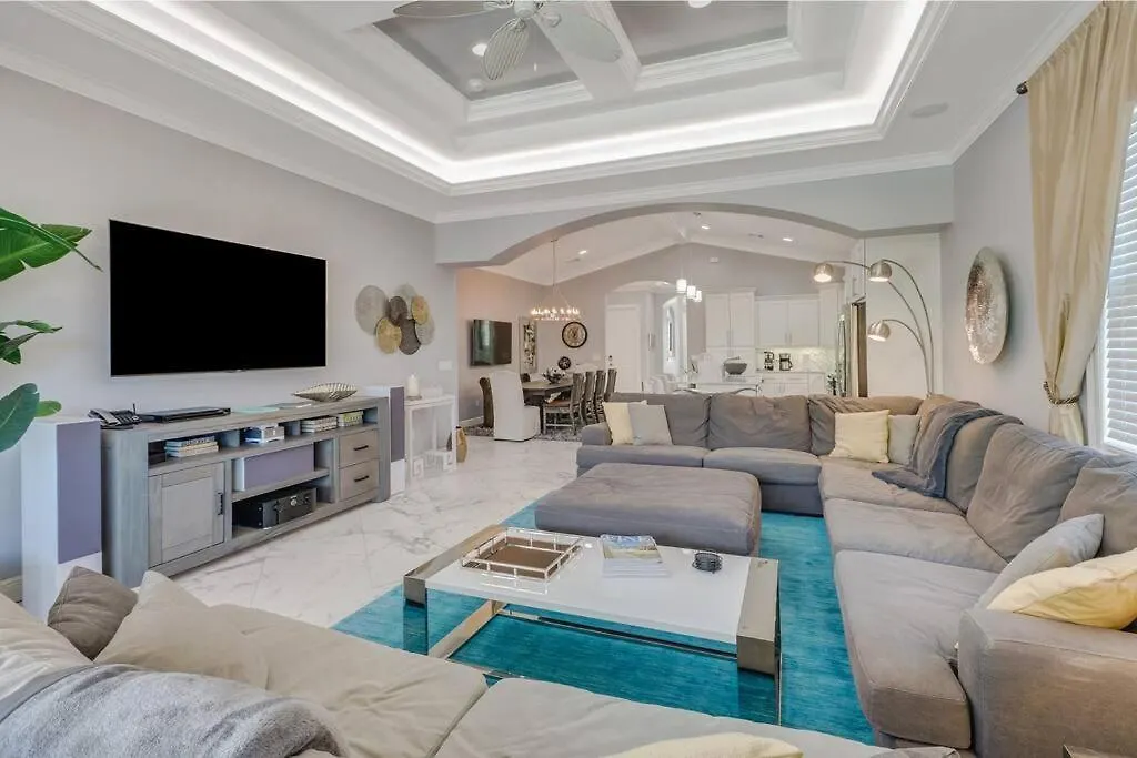 Luxe Home! Perfect For The Whole Family Дом отдыха *
